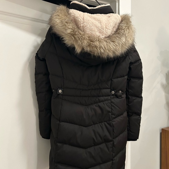 Ralph Lauren hooded puffer jacket - Picture 3 of 4
